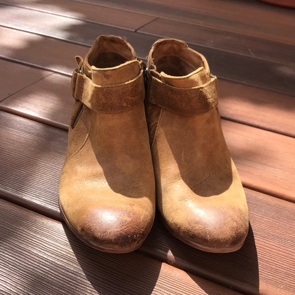 Clark’s leather booties - Picture 4 of 5